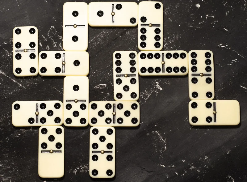 Với cấu trúc đơn giản tạo ra những cách chơi domino luôn thắng khiến cược thủ mê mẫn