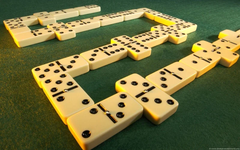 Việc cắt giảm bài là cách thức thắng domino nhanh nhất mà người chơi nào cũng sẽ cố gắng thực hiện qua